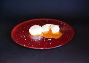Poached_eggs_recipe_Invoq